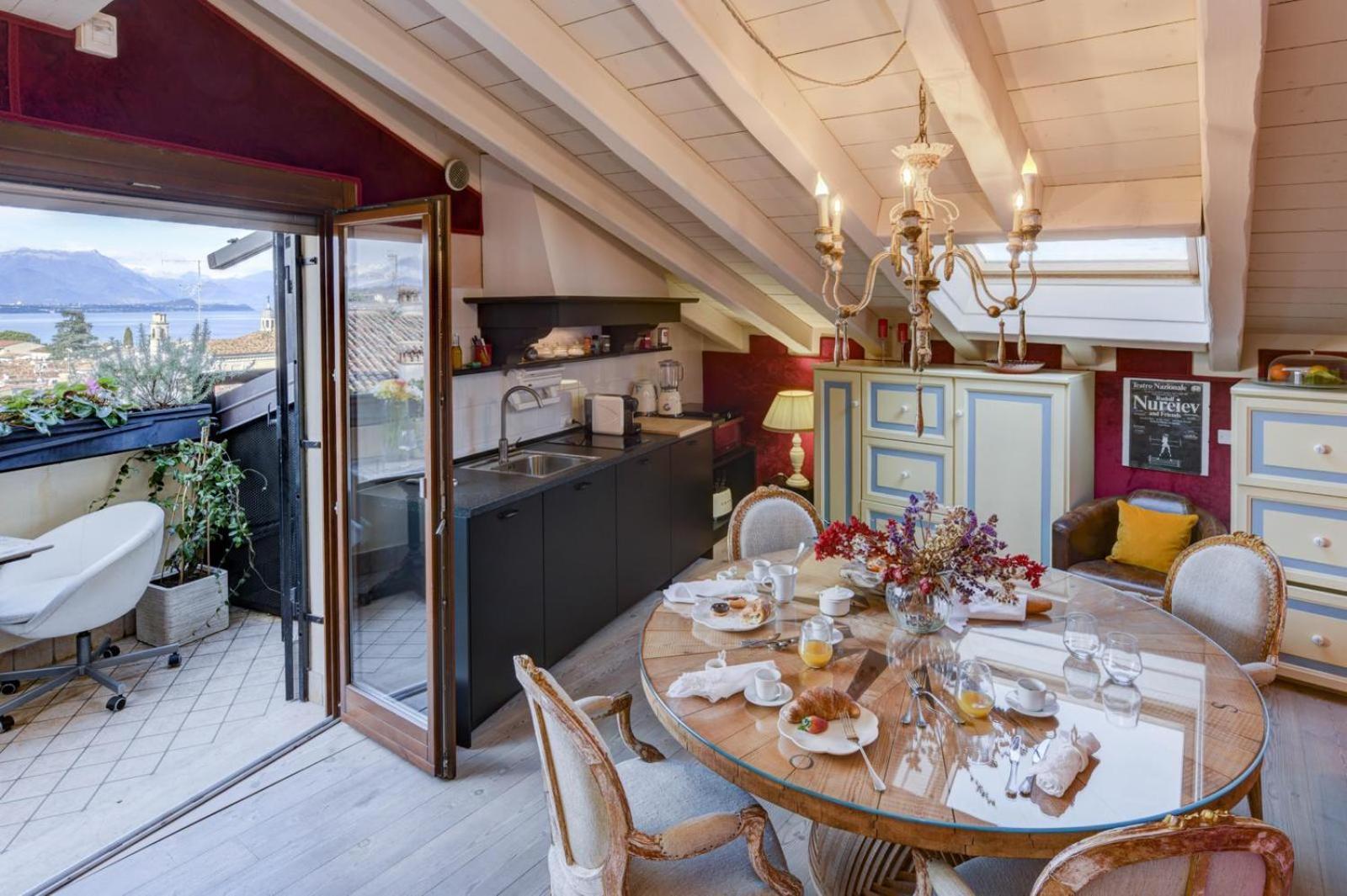 Castello Luxury - Rosa Apartment Desenzano del Garda