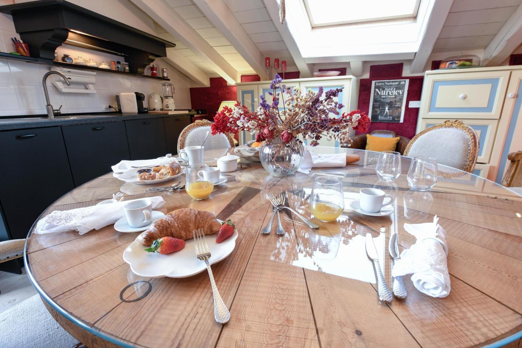 Castello Luxury - Rosa Apartment Desenzano del Garda